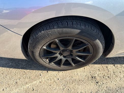 Used 2017 Subaru Impreza 2.0i AWD/4WD image 6