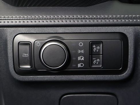 Used 2024 Ford Mustang Premium image 39