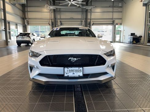 Used 2022 Ford Mustang GT Premium w/ GT Performance Package RWD image 2