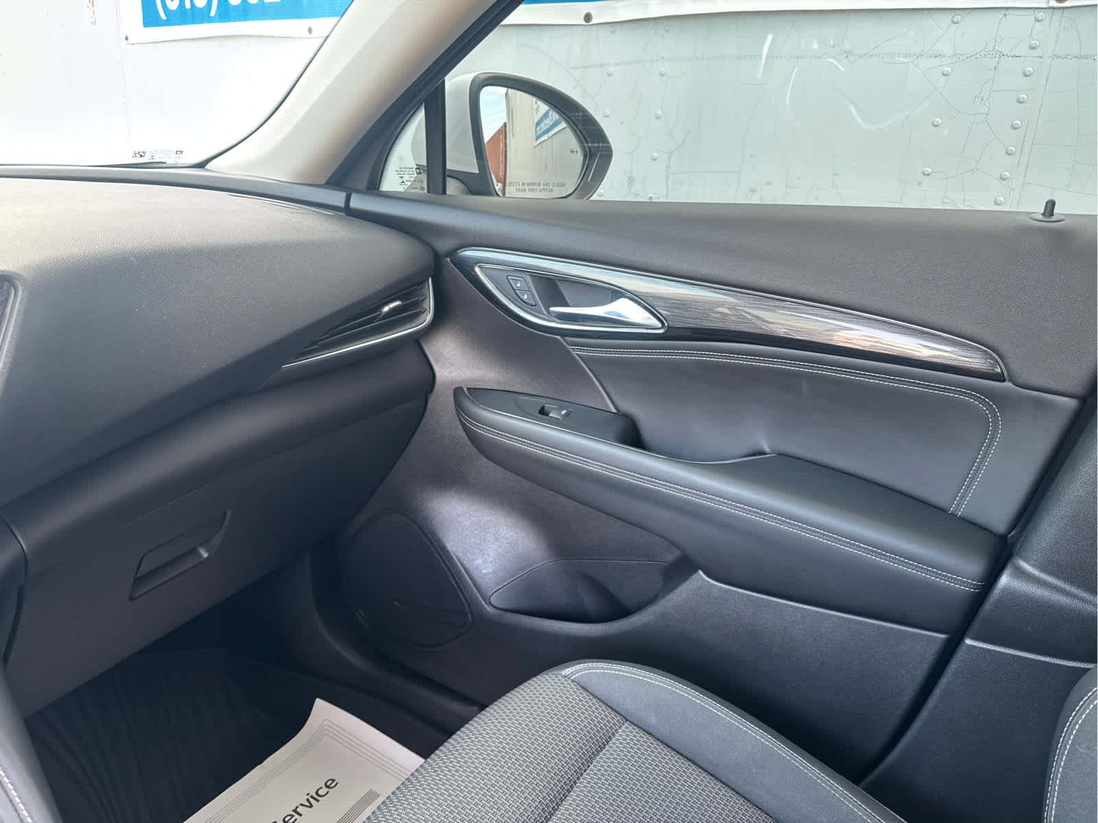 Used 2022 Buick Envision Preferred FWD image 29
