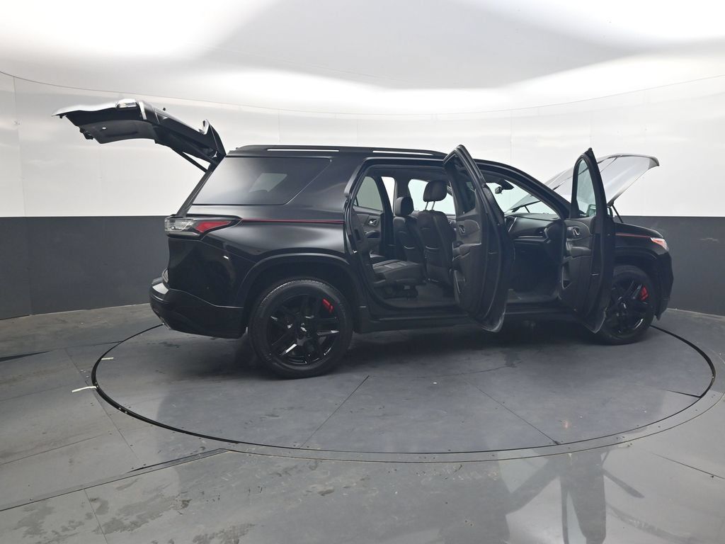 Used 2021 Chevrolet Traverse Premier w/ Redline Edition FWD image 39