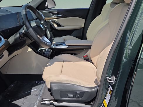 Used 2023 BMW X1 xDrive28i w/ Convenience Package AWD/4WD image 9