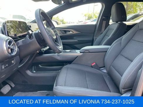 Certified 2025 Chevrolet Equinox EV LT FWD image 6