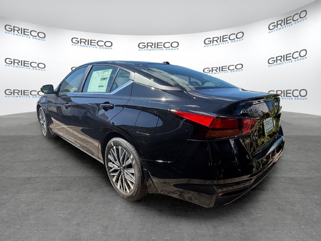 New 2026 Nissan Altima 2.5 SV FWD image 17