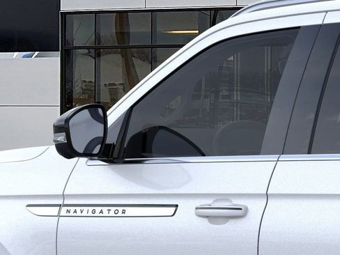 New 2026 Lincoln Navigator L Reserve AWD/4WD image 20