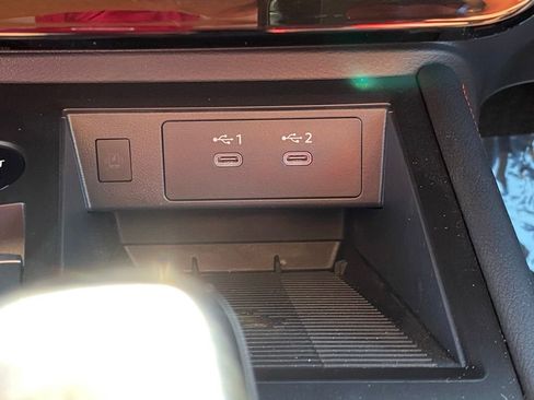 New 2025 Nissan Kicks SR image 29