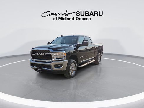 Used 2024 RAM 2500 Big Horn AWD/4WD image 4