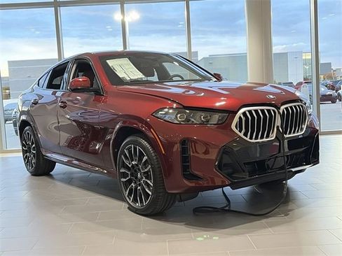 New 2026 BMW X6 xDrive40i image 3