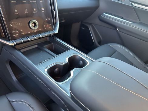 New 2026 GMC Acadia Elevation image 35