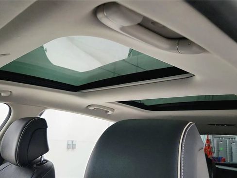 Used 2023 Genesis GV80 2.5T w/ Prestige Package image 30