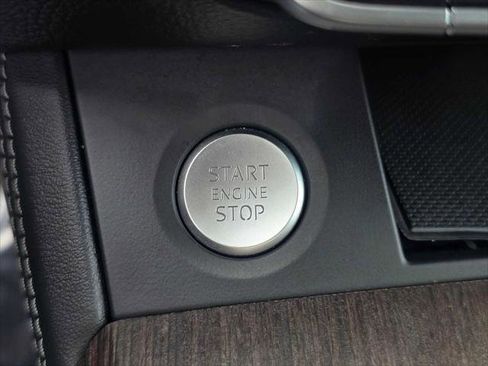 Used 2025 Audi Q5 2.0T Premium Plus w/ Premium Plus Package image 36