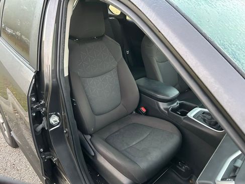 Used 2024 Toyota RAV4 XLE image 15