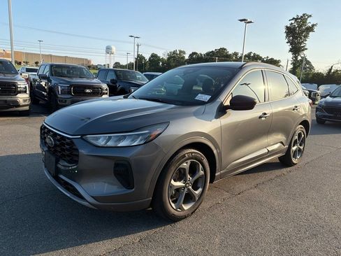 Used 2024 Ford Escape ST-Line w/ Equipment Group 301A FWD image 6