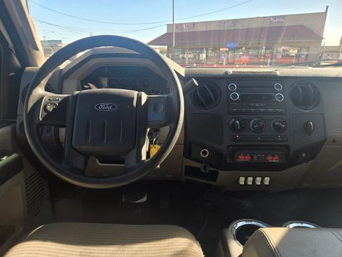 Used 2009 Ford F350 Lariat image 20