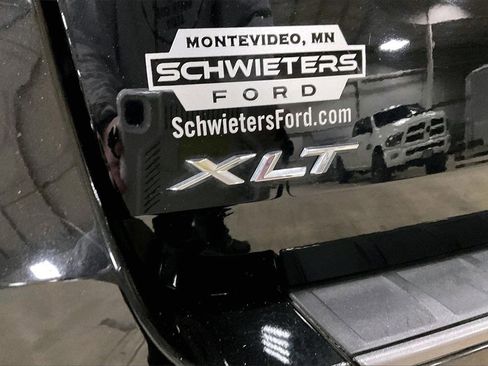 Certified 2022 Ford Explorer XLT w/ Equipment Group 202A image 8