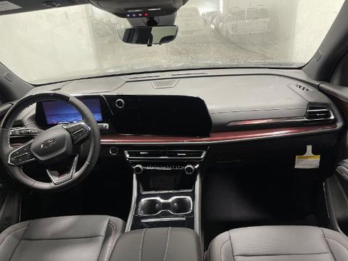 New 2026 Chevrolet Traverse Z71 w/ Enhanced Driving Package image 17