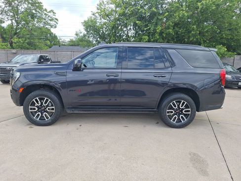 Used 2023 GMC Yukon AT4 w/ AT4 Premium Plus Package AWD/4WD image 3