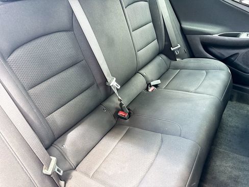 Used 2025 Chevrolet Malibu RS FWD image 25