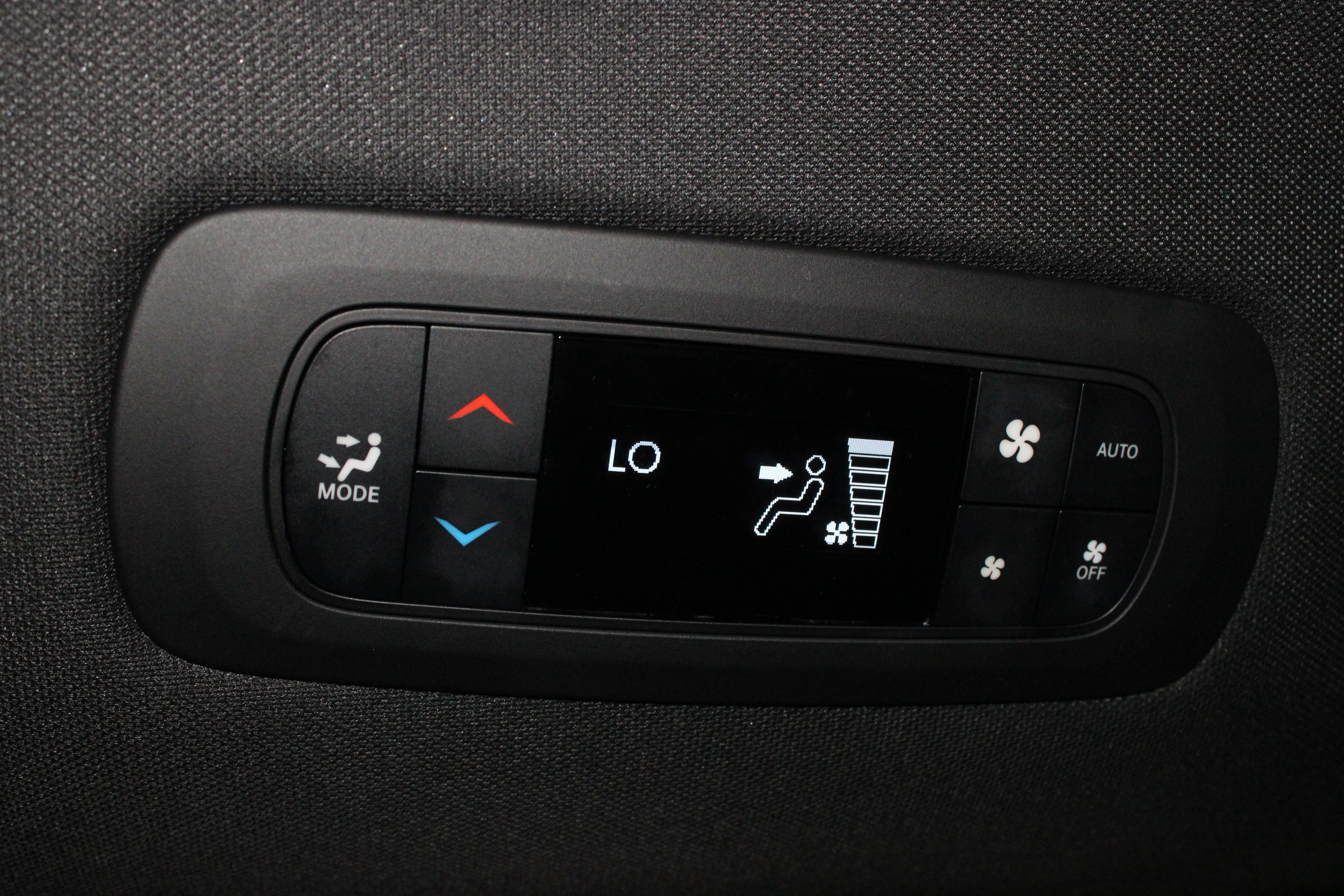 Used 2025 Chrysler Pacifica Select FWD image 35