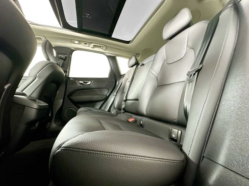 Used 2025 Volvo XC60 B5 Plus w/ Protection Package Premier image 20