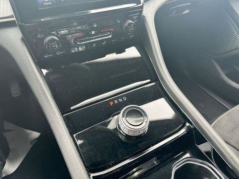 Certified 2023 Jeep Grand Cherokee Altitude image 21