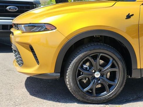 Used 2024 Dodge Hornet GT w/ GT Blacktop Package AWD/4WD image 6