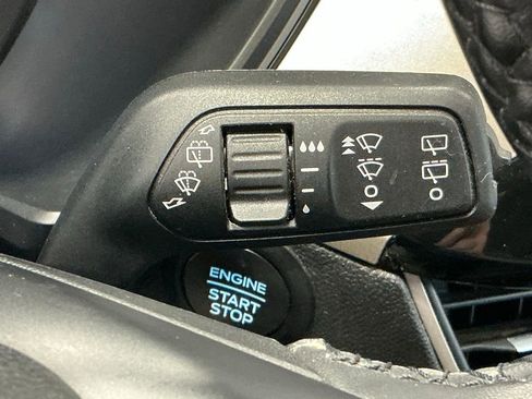 Used 2021 Ford Escape SE w/ Convenience Package FWD image 42
