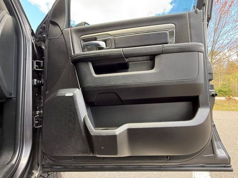 Used 2017 RAM 1500 Sport w/ Convenience Group AWD/4WD image 28
