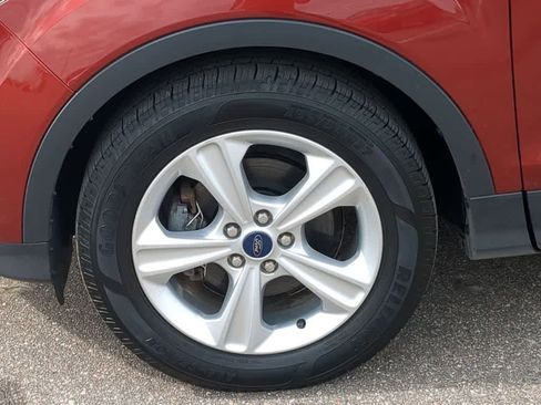 Used 2016 Ford Escape SE image 13