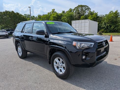 Used 2024 Toyota 4Runner SR5 RWD image 2