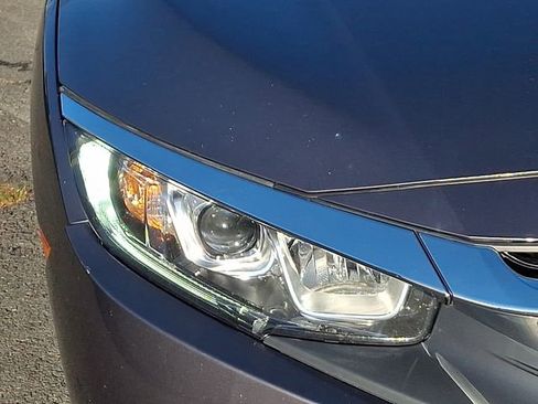 Certified 2017 Honda Civic LX image 9