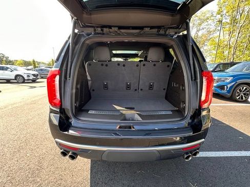Used 2023 GMC Yukon Denali w/ Denali Reserve Package AWD/4WD image 16