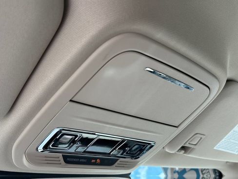 Used 2023 Lincoln Corsair Reserve FWD image 21