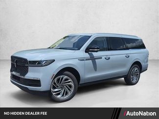Used 2025 Lincoln Navigator L Reserve AWD/4WD video 1
