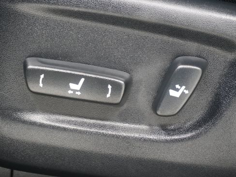 Used 2017 Toyota 4Runner TRD Off-Road AWD/4WD image 15