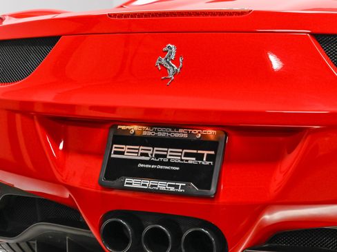 Used 2013 Ferrari 458 Spider RWD image 61