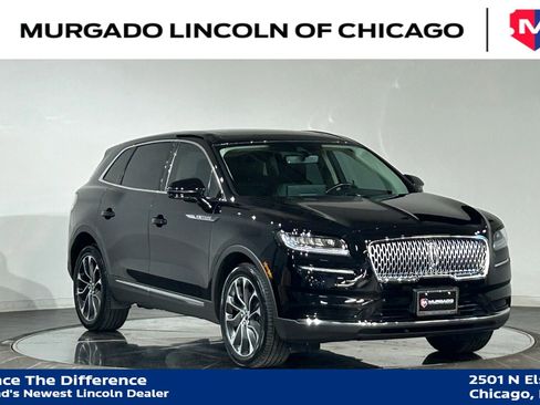 Used 2021 Lincoln Nautilus Reserve AWD/4WD image 2