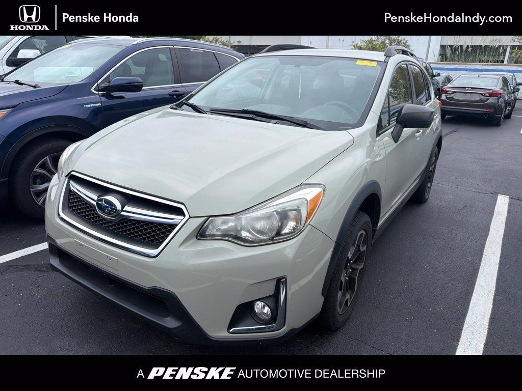 Used 2016 Subaru Crosstrek 2.0i AWD/4WD image 1