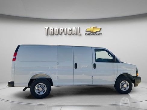 New 2026 Chevrolet Express 2500 w/ Driver Convenience Package RWD image 6