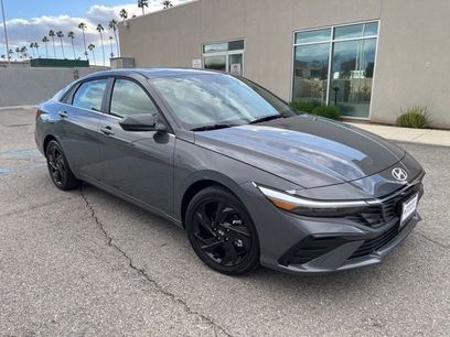 New 2026 Hyundai Elantra SEL Sport Premium