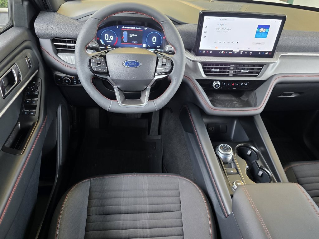 Used 2026 Ford Explorer ST-Line RWD image 11