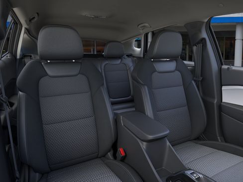 Used 2026 Chevrolet Trax LT w/ Midnight Edition FWD image 45