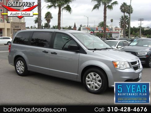 Used 2019 Dodge Grand Caravan SE FWD image 1