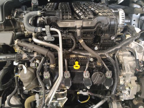 Used 2025 Nissan Altima 2.5 SV FWD image 30