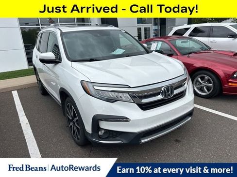 Used 2021 Honda Pilot Touring image 1