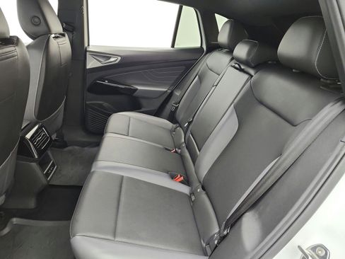 Used 2023 Volkswagen ID.4 Pro S RWD image 13