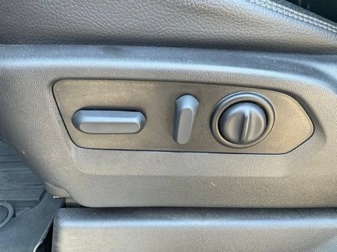 Used 2022 GMC Sierra 2500 Denali AWD/4WD image 6