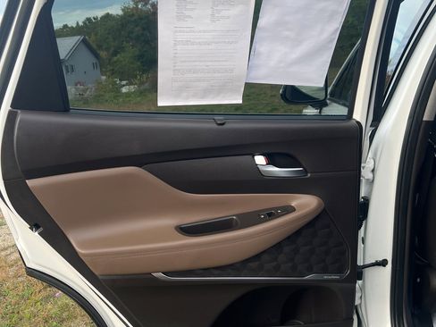 Used 2023 Hyundai Santa Fe Limited image 11