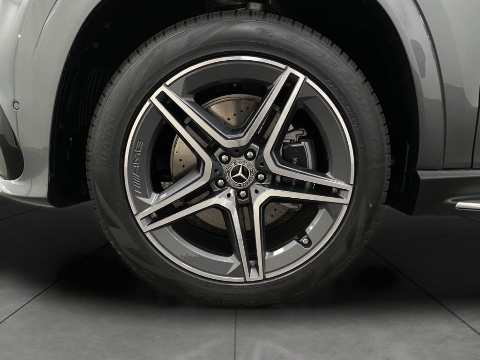New 2026 Mercedes-Benz GLS 450 4MATIC image 13