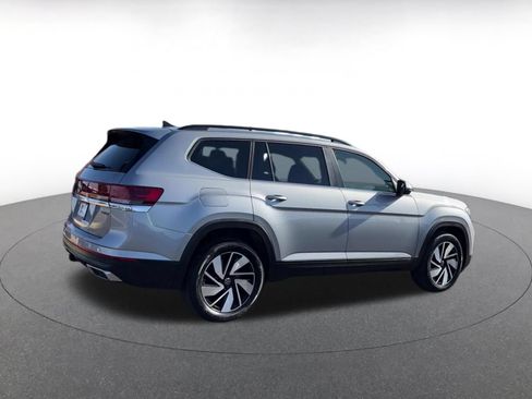 Used 2026 Volkswagen Atlas SE AWD/4WD image 14